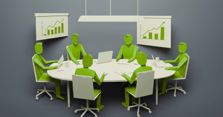 Escalabilidad de negocio: empresario planificando estrategia de crecimiento empresarial con gráficos ascendentes